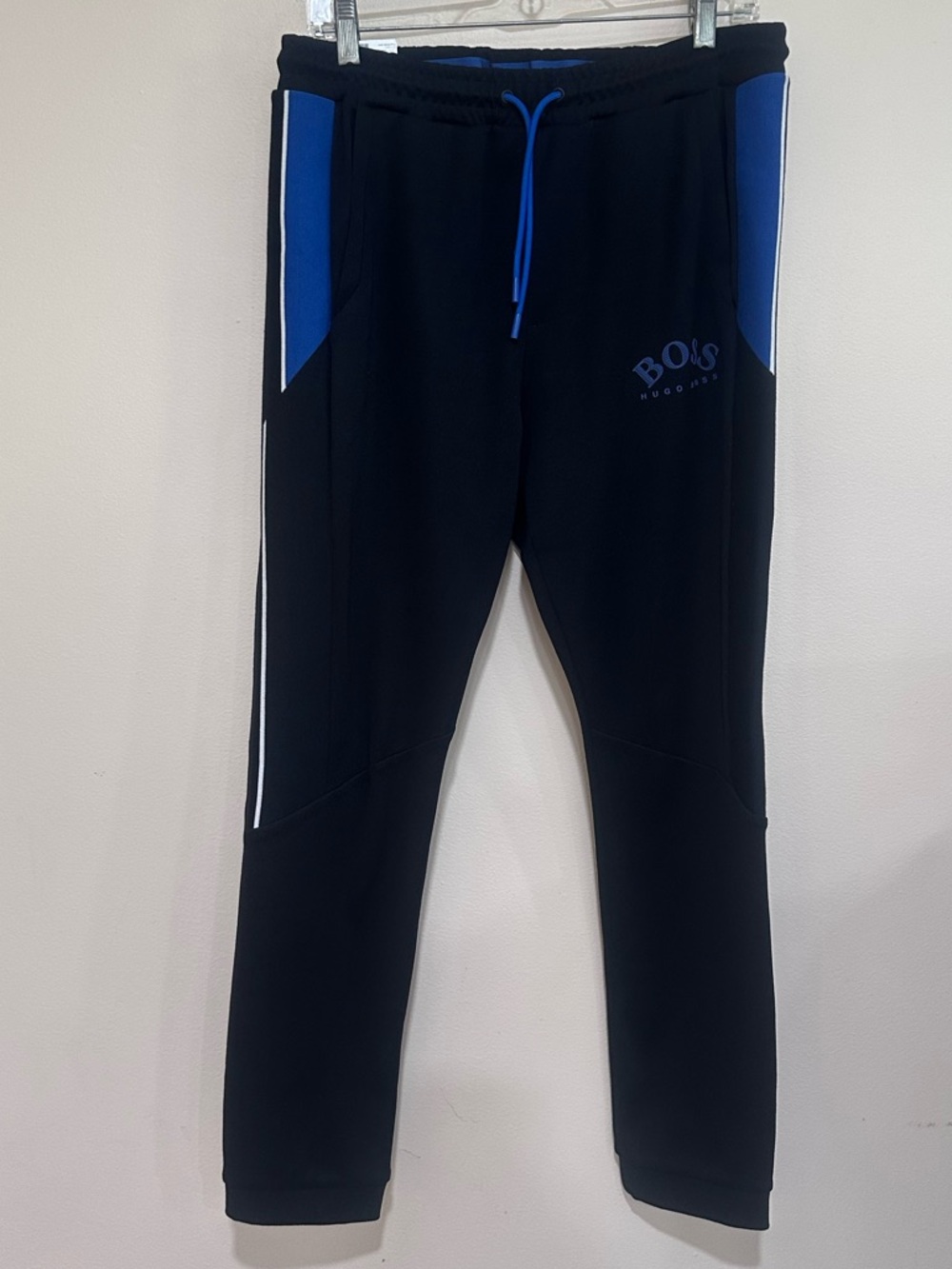 Hugo Boss men’s side – stripe tape, tracksuit, bottoms. size medium